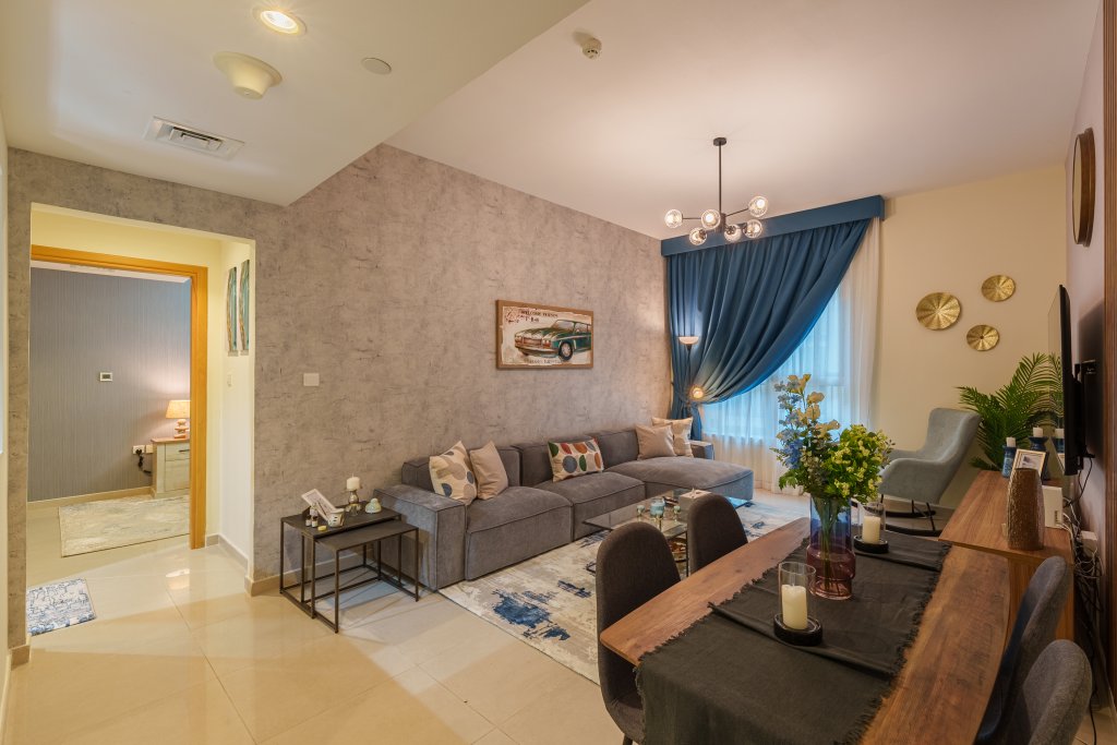 Дубай: Апартаменты Marco Polo - Splendid 1BR in JVC with Pool & Gym