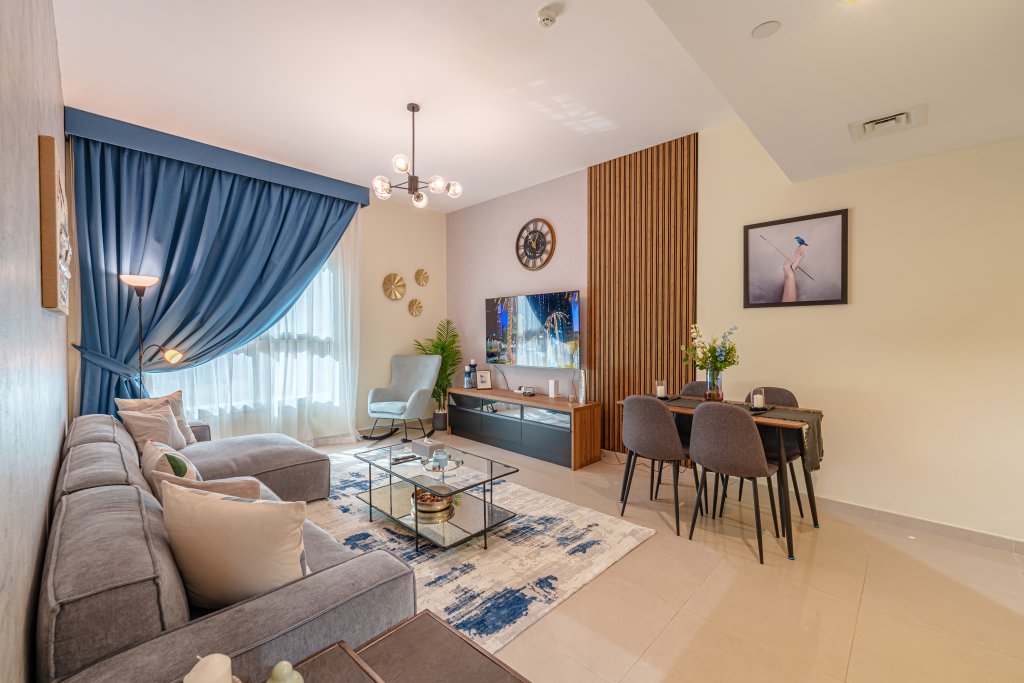 Дубай: Апартаменты Marco Polo - Splendid 1BR in JVC with Pool & Gym