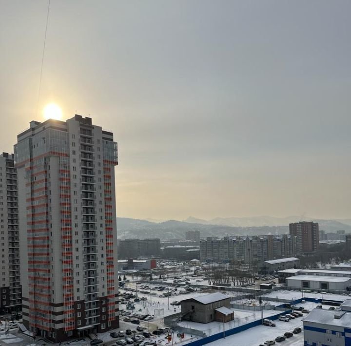 Красноярск: Карамзина 8 (Красноярск) 13 этаж