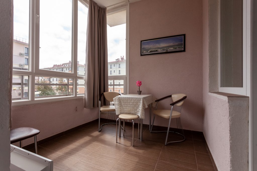 Адлер: ЖК Чистые пруды Deluxe Apartment