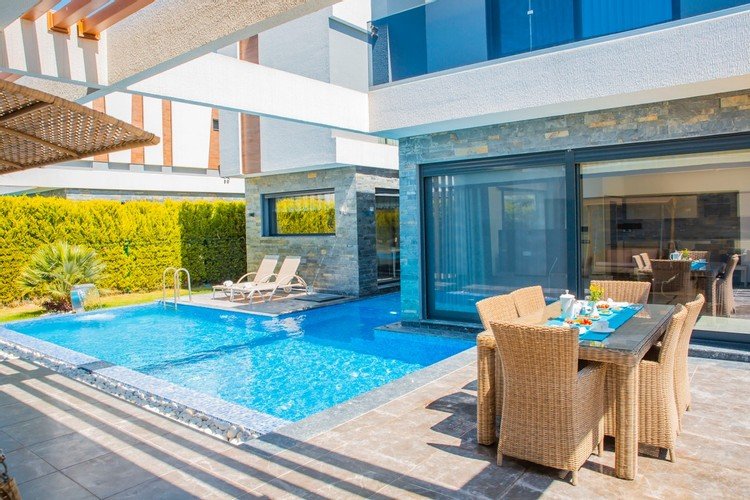 Согучак: Luxury Villa Swan 3 Ozel Havuzlu