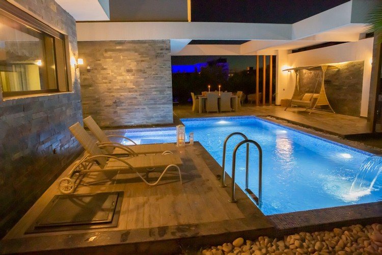 Согучак: Luxury Villa Swan 3 Ozel Havuzlu