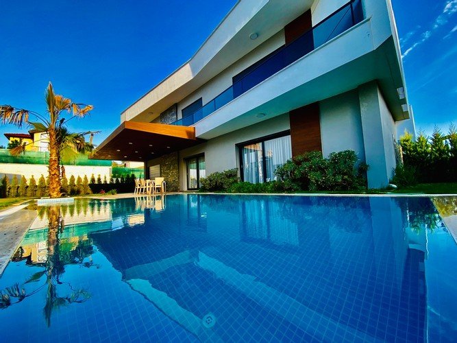 Согучак: Luxury Villa Pelican 4 Ozel Havuzlu