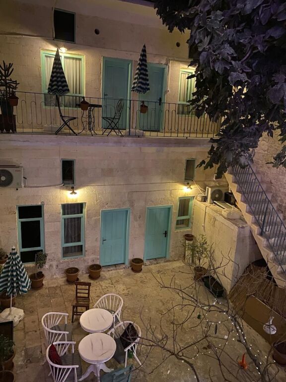 Шанлыурфа: Petra Hotel & Coffee House