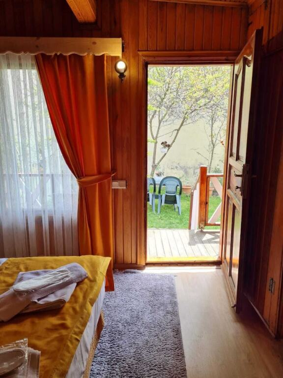 Сайл: İpek Koza Motel