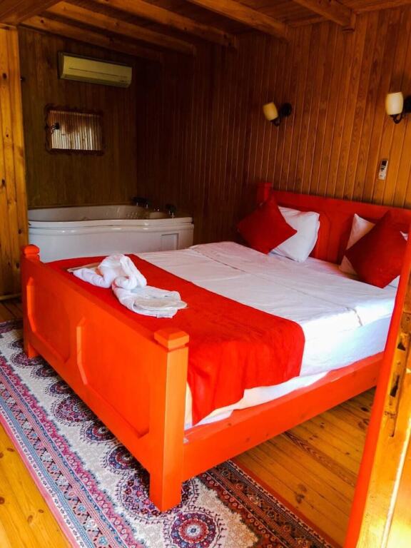 Сайл: İpek Koza Motel