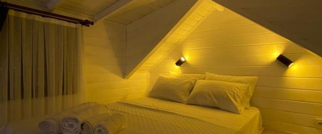 Янык: Masukiye Pink House Bungalow