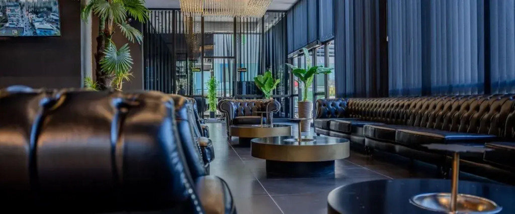 Измир: Marlen Hotel Bayrakli