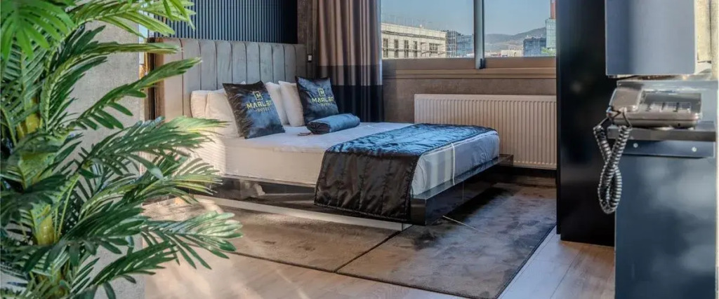 Измир: Marlen Hotel Bayrakli
