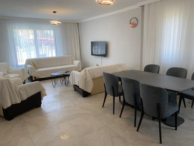 Дальян: Villas Tomris