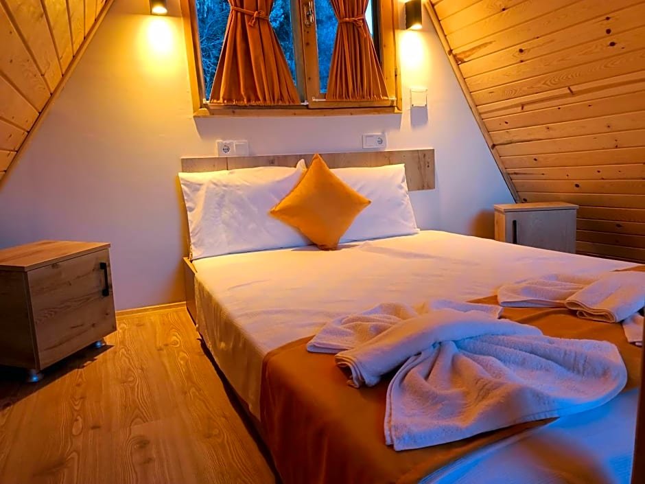 Карабурун: Hayela Bungolow Otel ve Restourant