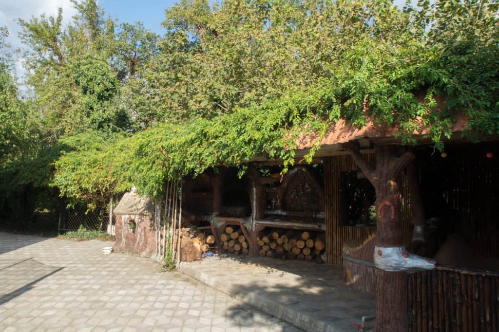 Самтредия: Гостевой дом Rezo's Ranch