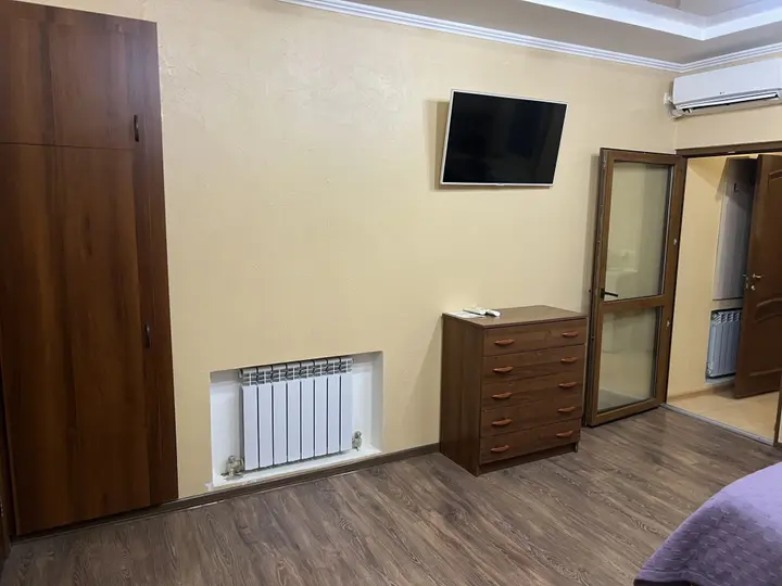 Евпатория: Частный дом Домик в Парке им. Фрунзе