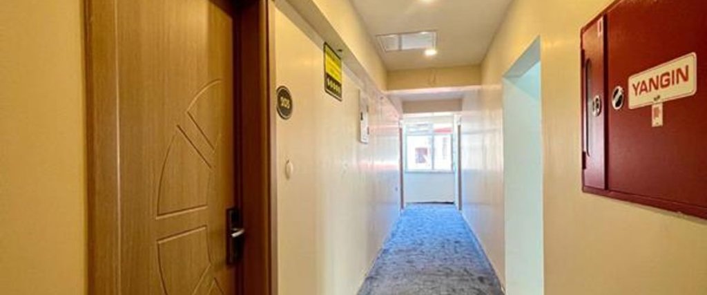 Бартын: Seventy Four Hotel