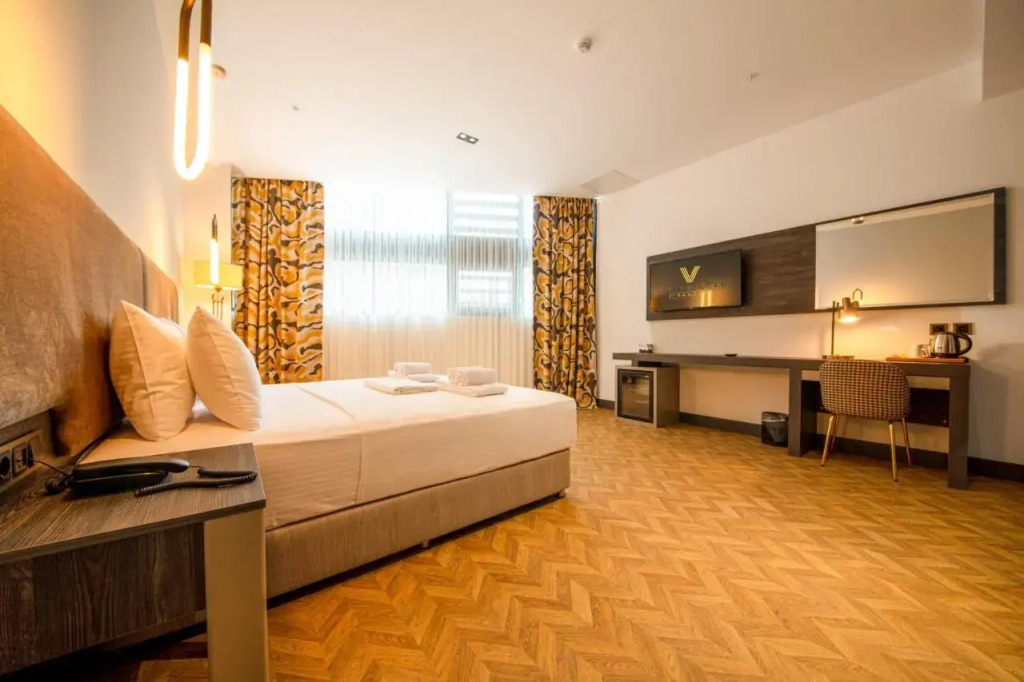 Трабзон: V Center Hotel
