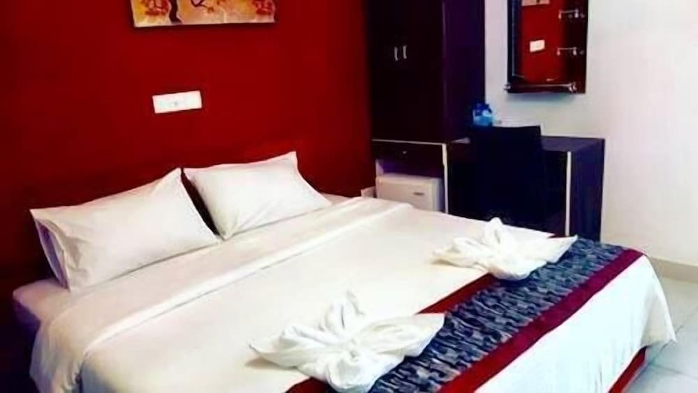 Хулхумале: G 10 Beach Inn