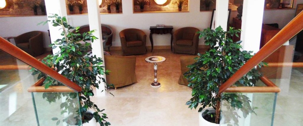 Бозджаада: Şonef House Otel