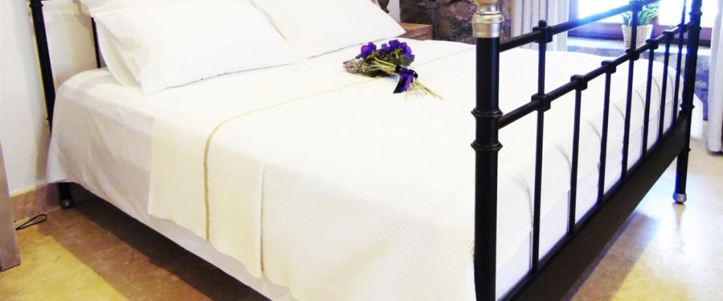 Бозджаада: Şonef House Otel