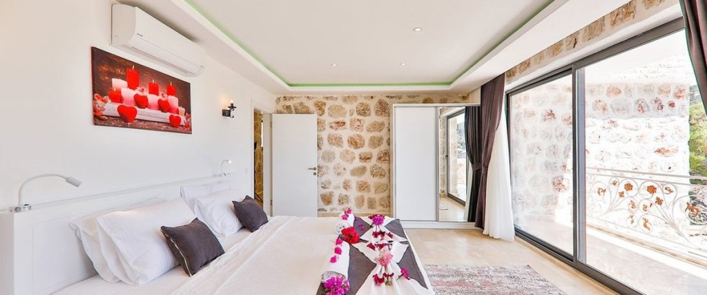 Исламлар: Villa Nare 5
