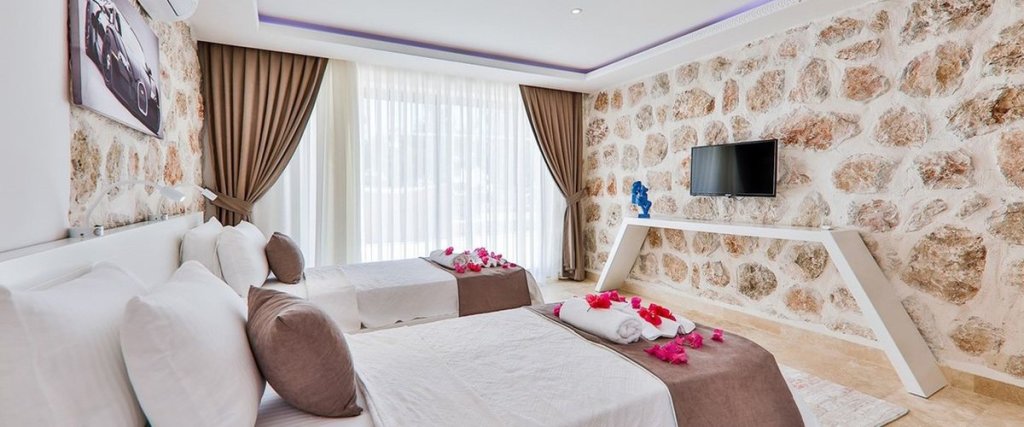 Исламлар: Villa Nare 5