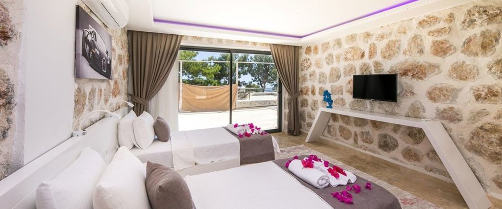 Исламлар: Villa Nare 5