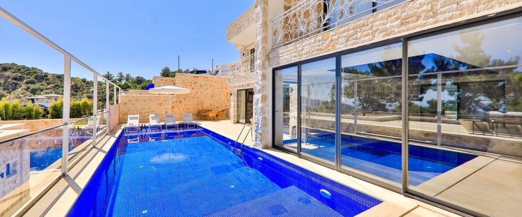 Исламлар: Villa Nare 5