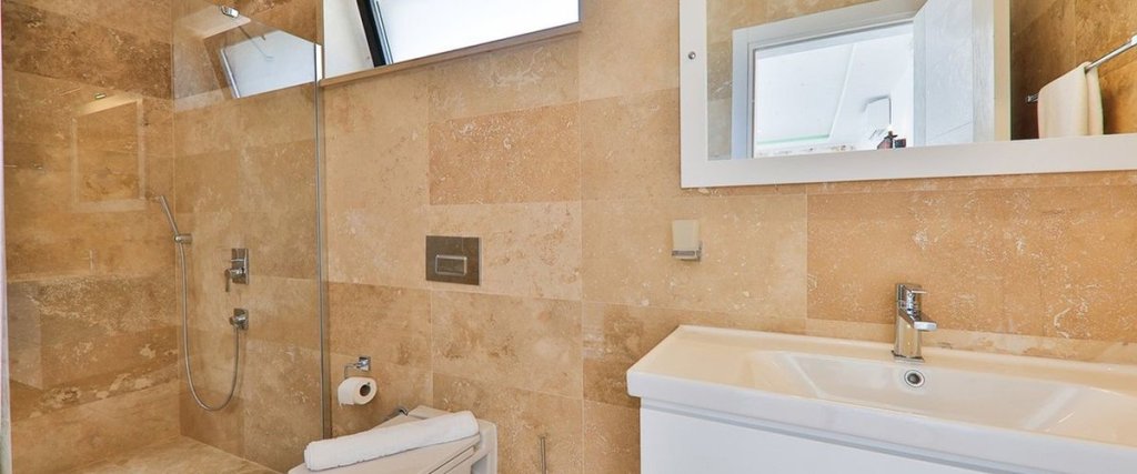 Исламлар: Villa Nare 5