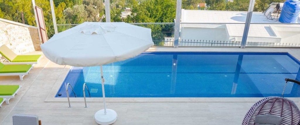 Исламлар: Villa Nare 2