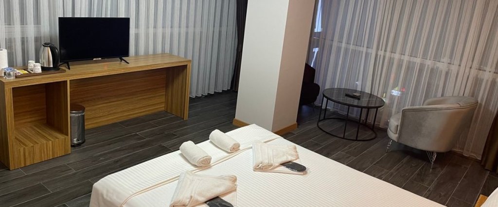 Стамбул: Waves Hotel