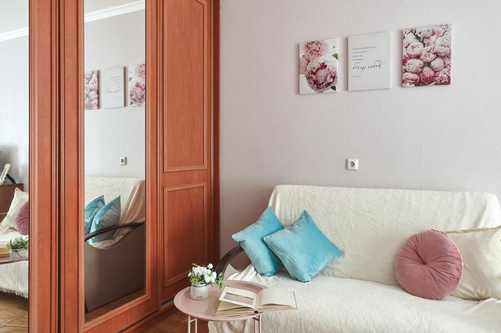 Санкт-Петербург: Квартира Апартаменты в Стиле Прованс
