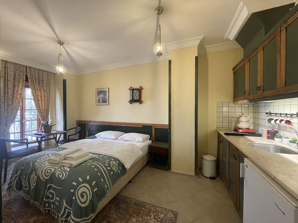Фоча: Amphora Rooms Foça
