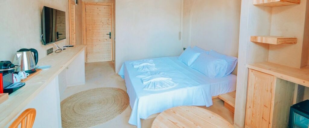 Гюндоган: Felix Rooms