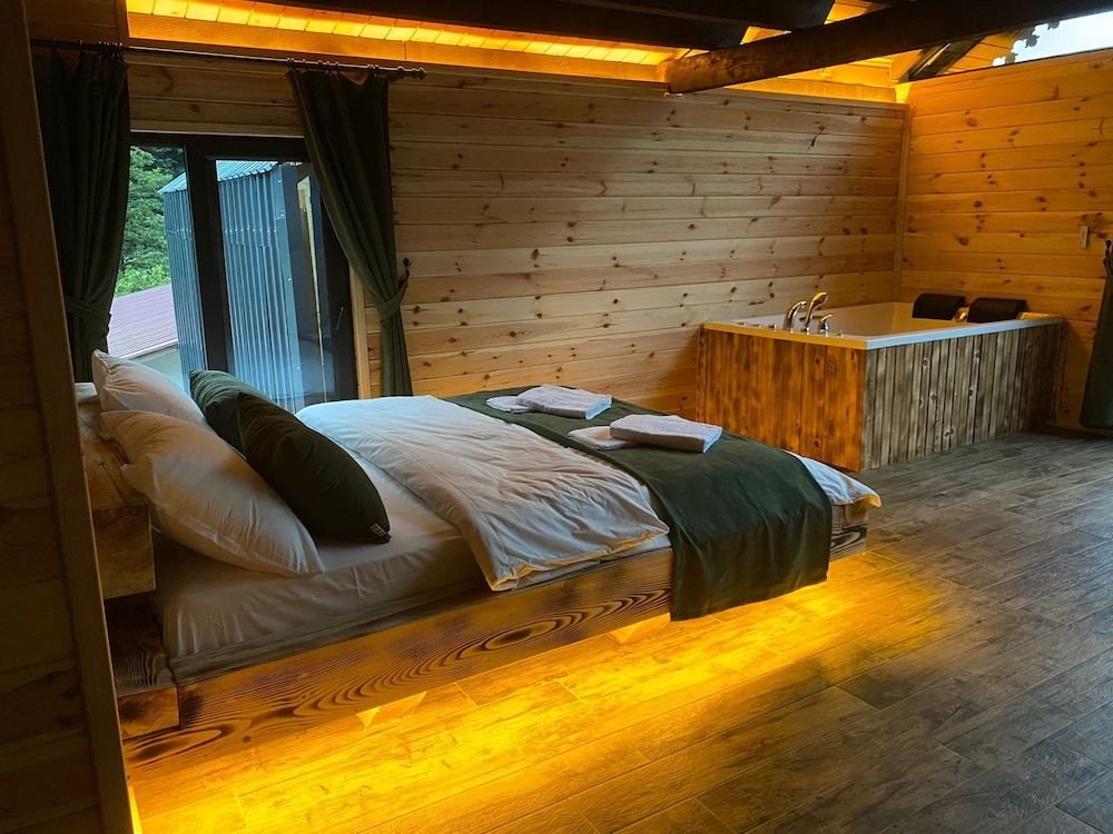 Чамлыхемшин: Fifty Three Otel