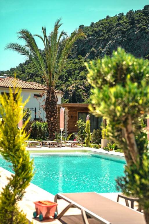 Чиралы: Cirali Hestia Lodge