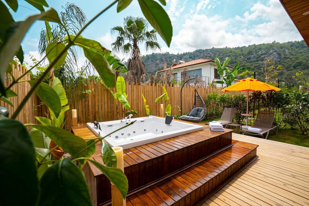 Чиралы: Cirali Hestia Lodge