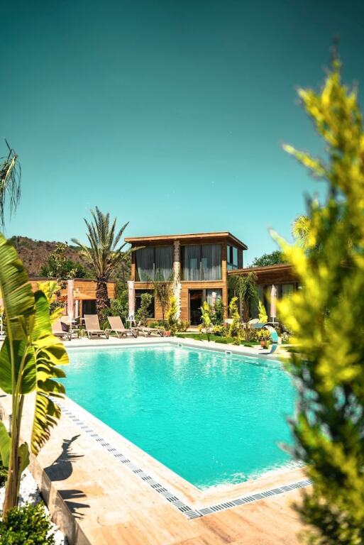 Чиралы: Cirali Hestia Lodge
