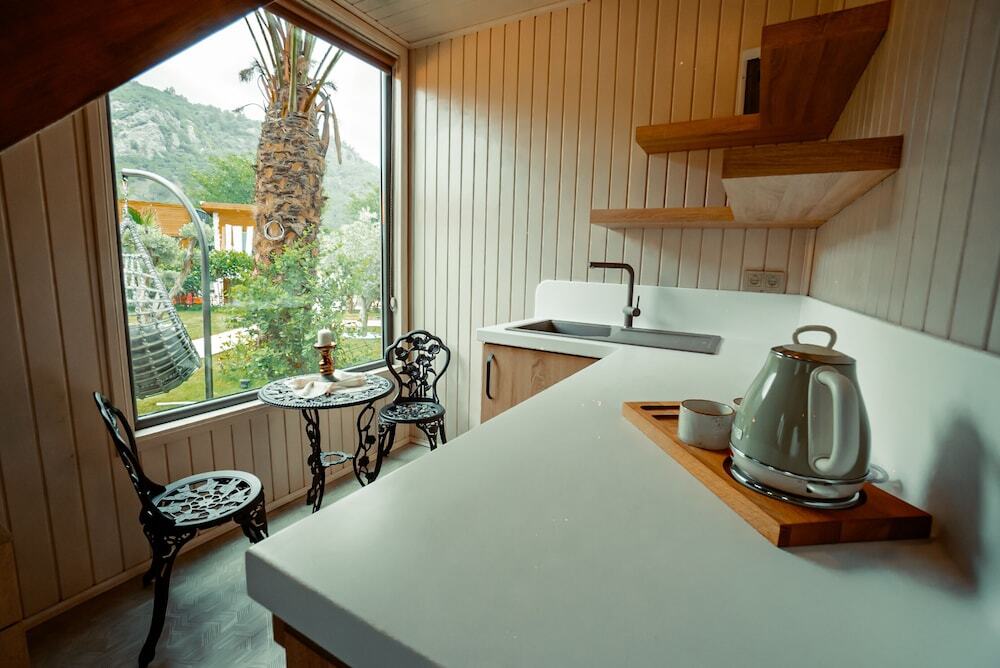 Чиралы: Cirali Hestia Lodge