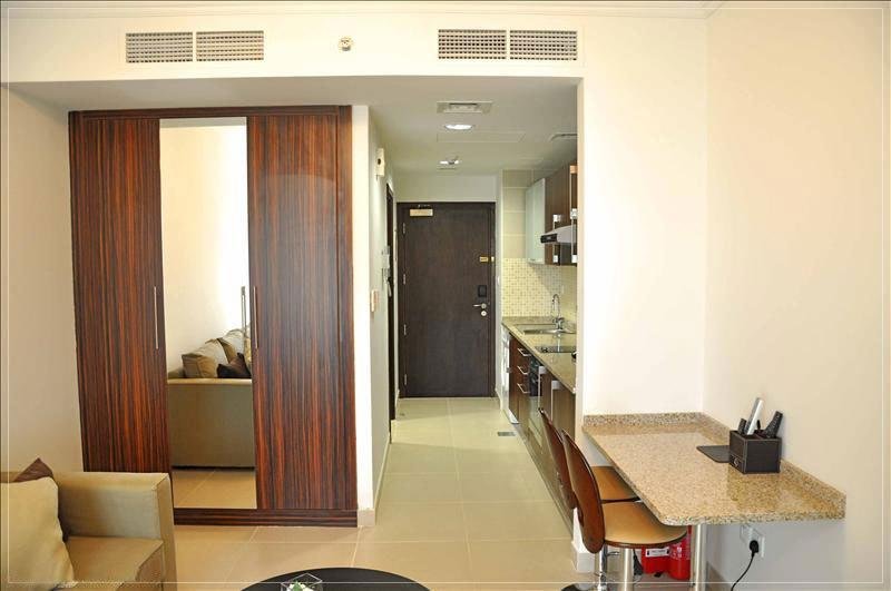 Дубай: Dubai Apartments - Jumeirah Lake Towers - Goldcrest