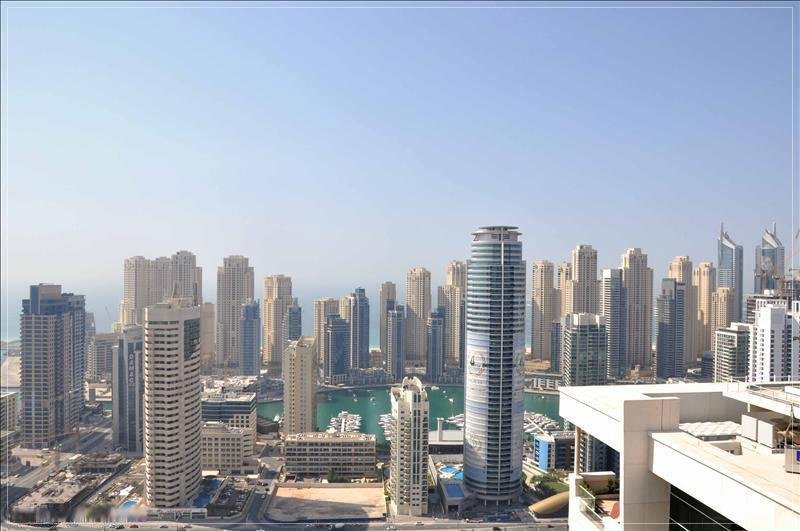 Дубай: Dubai Apartments - Jumeirah Lake Towers - Goldcrest