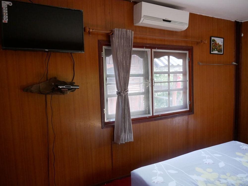 Нанг-Ронг: Baan Petsumran Resort
