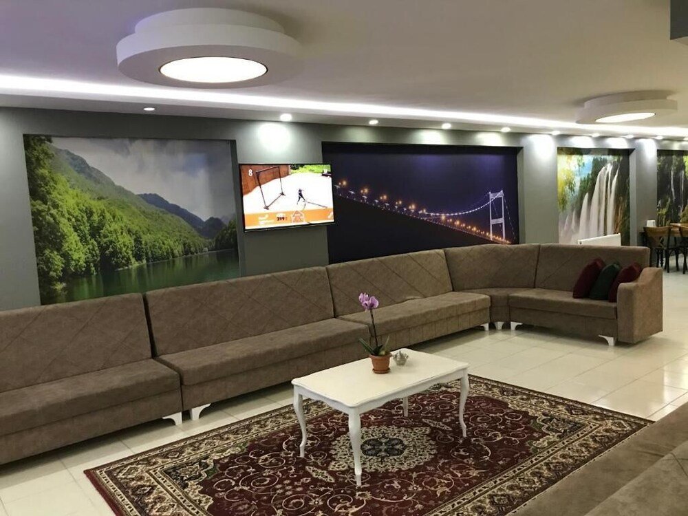 Ван: Comfort Suites Hotel