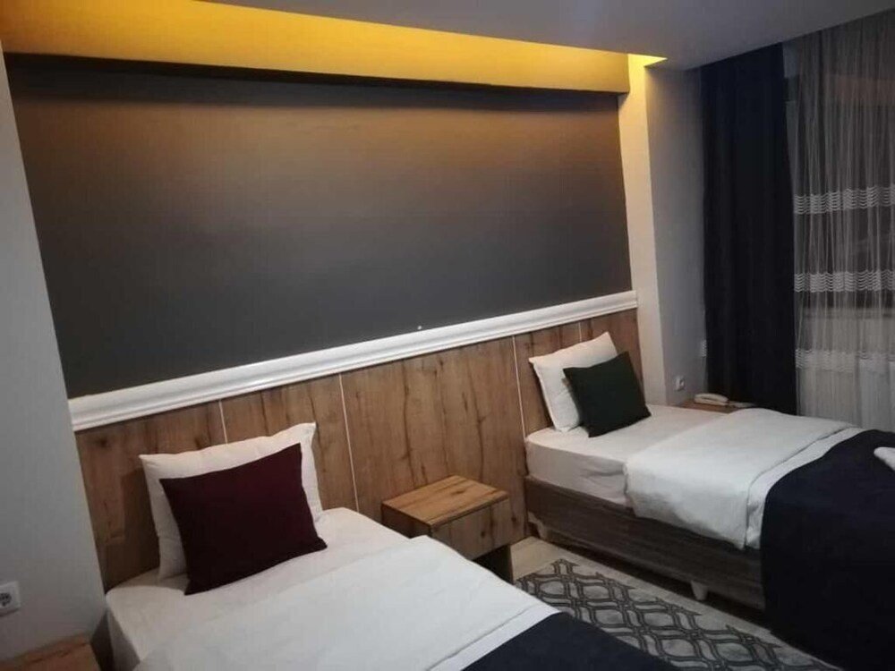 Ван: Comfort Suites Hotel
