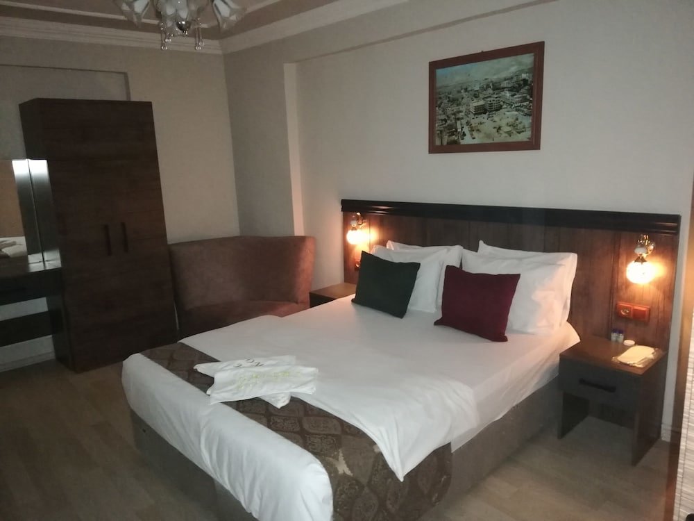 Ван: Comfort Suites Hotel