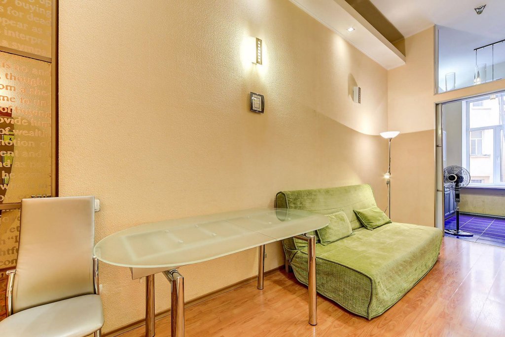 Санкт-Петербург: Apartment Vesta on Nevsky