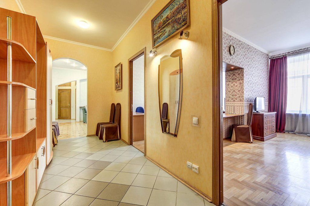 Санкт-Петербург: Apartment Vesta on Nevsky