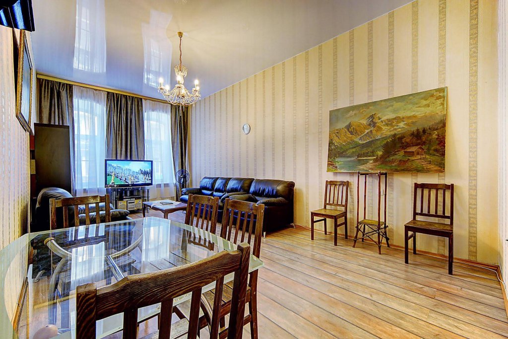 Санкт-Петербург: Apartment Vesta on Nevsky