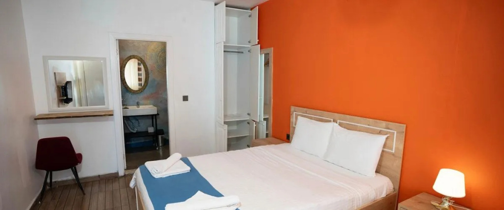Бартын: Inkum Terrace Hotel