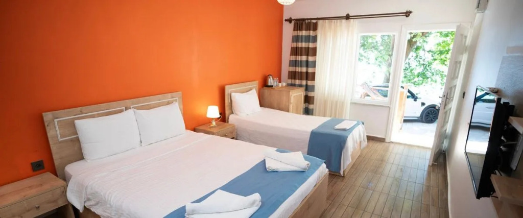 Бартын: Inkum Terrace Hotel