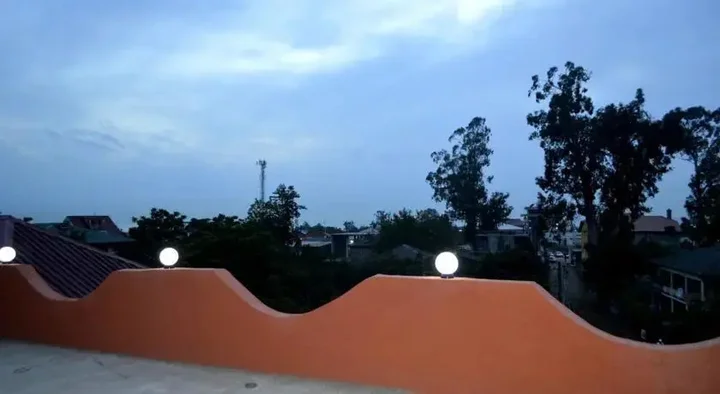 Батуми: Orange House