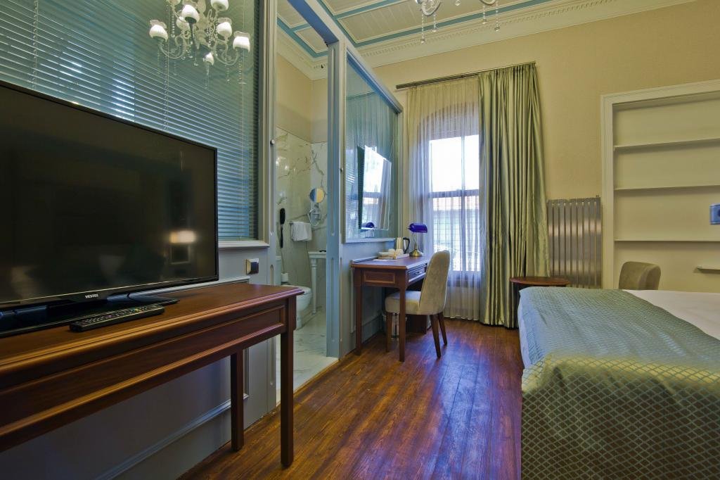 Бююкада: No2 Hotel by Sükrü